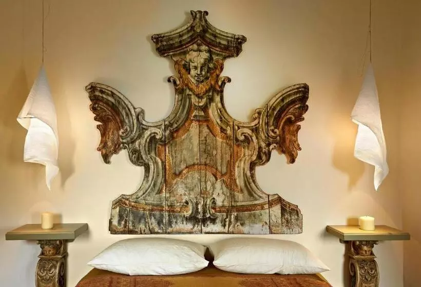 Aamiaismajoitus (B&B) Corte Della Maesta Antica Residenza