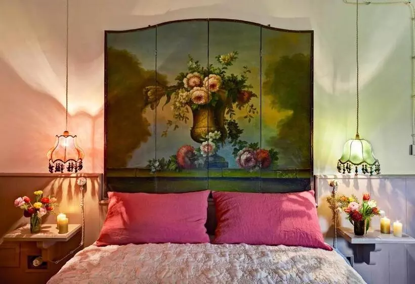 Aamiaismajoitus (B&B) Corte Della Maesta Antica Residenza