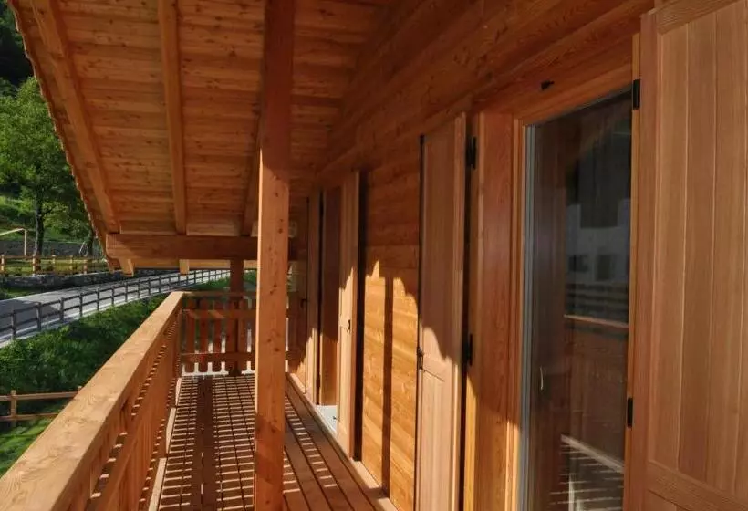 Aamiaismajoitus (B&B) Garnì Dal Mozat