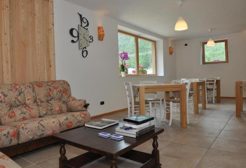 住宿加早餐 Garnì Dal Mozat