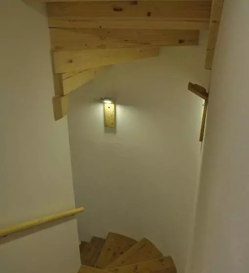 Aamiaismajoitus (B&B) Garnì Dal Mozat