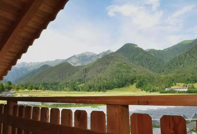 Aamiaismajoitus (B&B) Garnì Dal Mozat