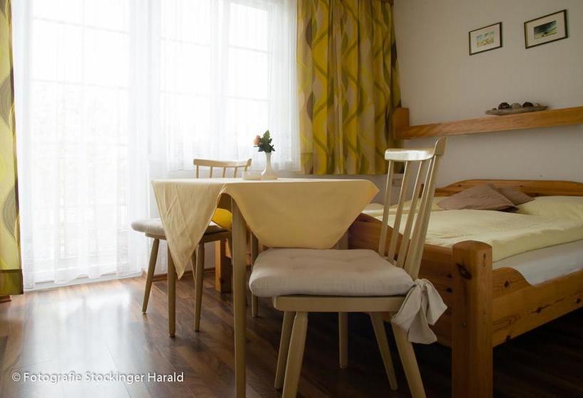 مبيت وإفطار Gästehaus Ringbauer