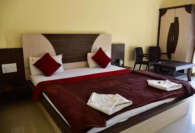 ベッドアンドブレックファースト Gugal Residency Mahabaleshwar