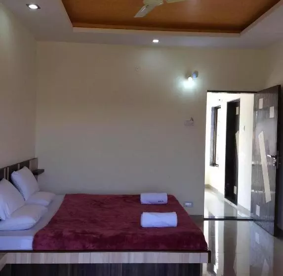 ベッドアンドブレックファースト Gugal Residency Mahabaleshwar