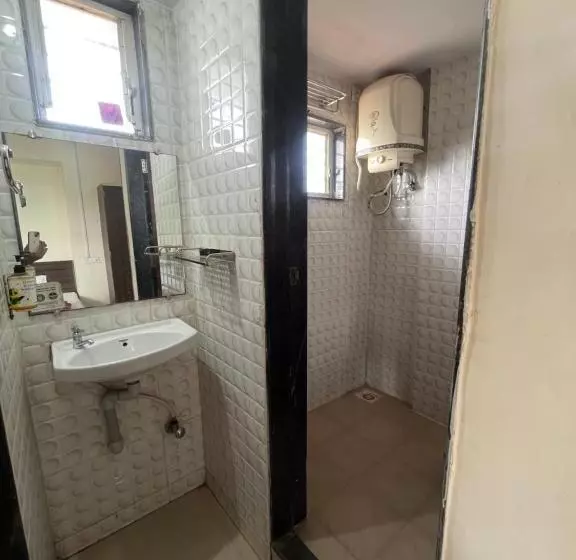 ベッドアンドブレックファースト Gugal Residency Mahabaleshwar
