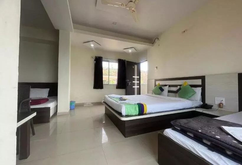 ベッドアンドブレックファースト Gugal Residency Mahabaleshwar