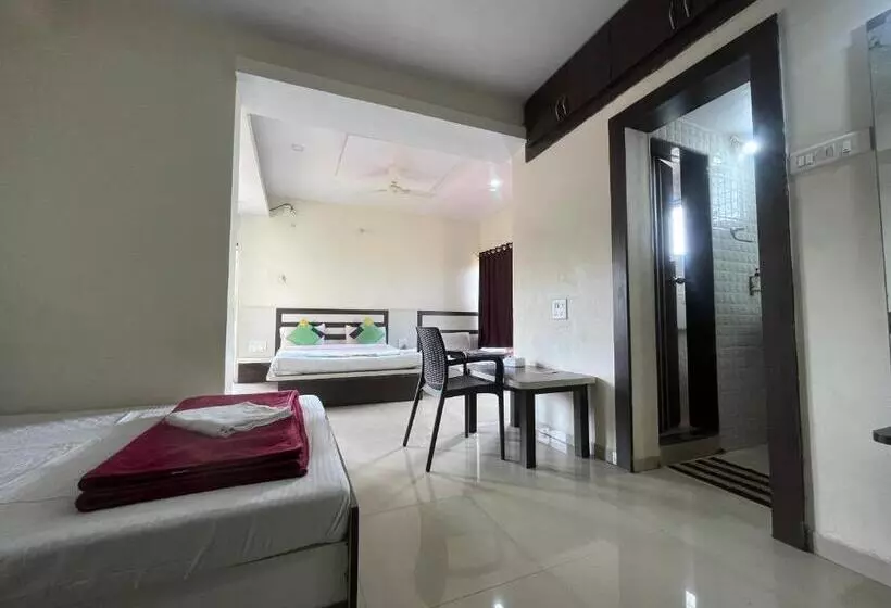 ベッドアンドブレックファースト Gugal Residency Mahabaleshwar