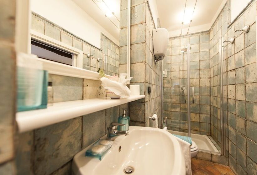 تختخواب و صبحانه Il Battistero Siena Residenza D'epoca