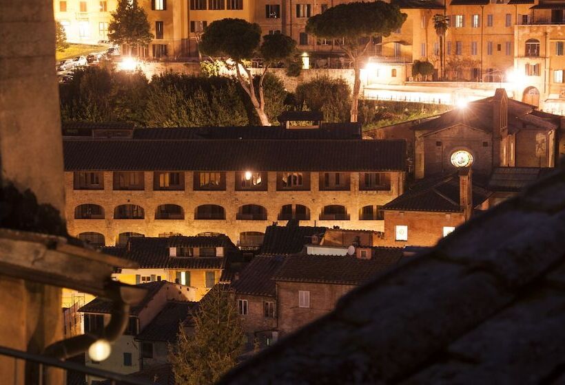 تختخواب و صبحانه Il Battistero Siena Residenza D'epoca