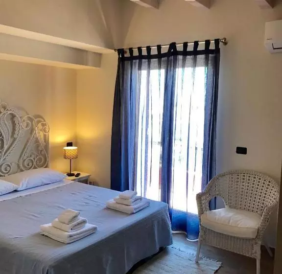 Bed And Breakfast La Terra Dei Mari