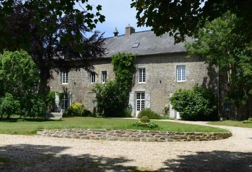 Aamiaismajoitus (B&B) Manoir Du Quengo