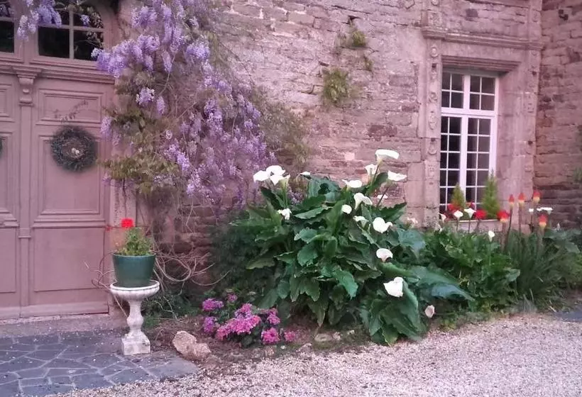 Aamiaismajoitus (B&B) Manoir Du Quengo
