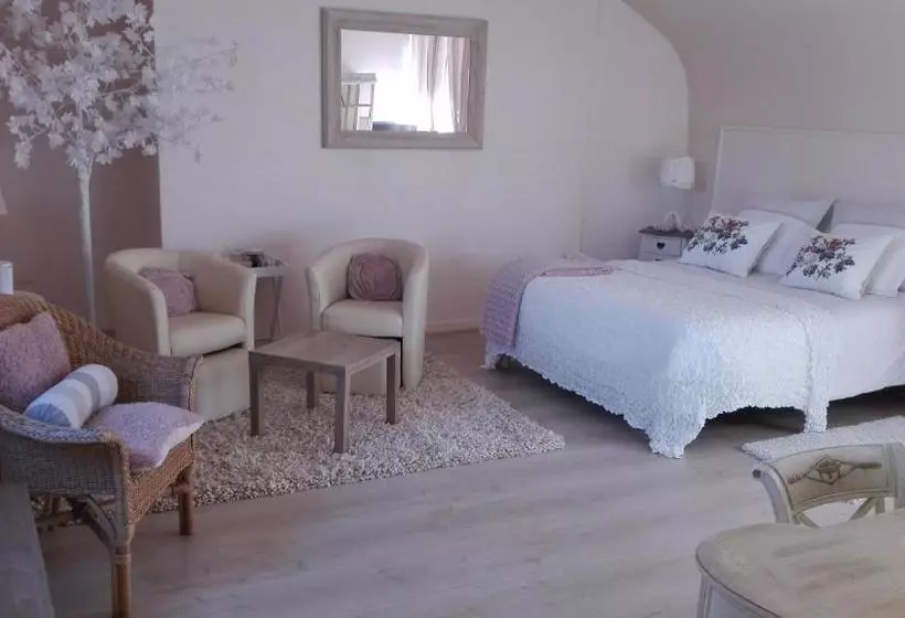 Aamiaismajoitus (B&B) Manoir Du Quengo