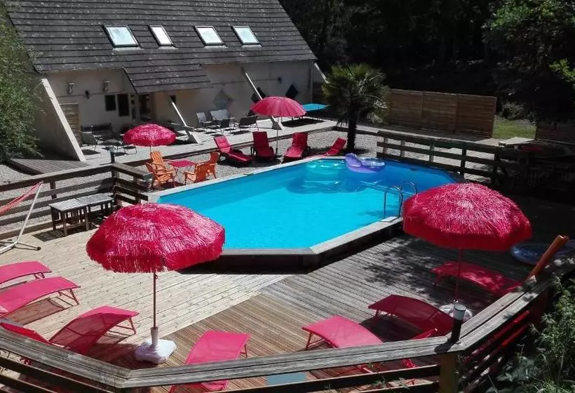Aamiaismajoitus (B&B) Manoir Du Quengo