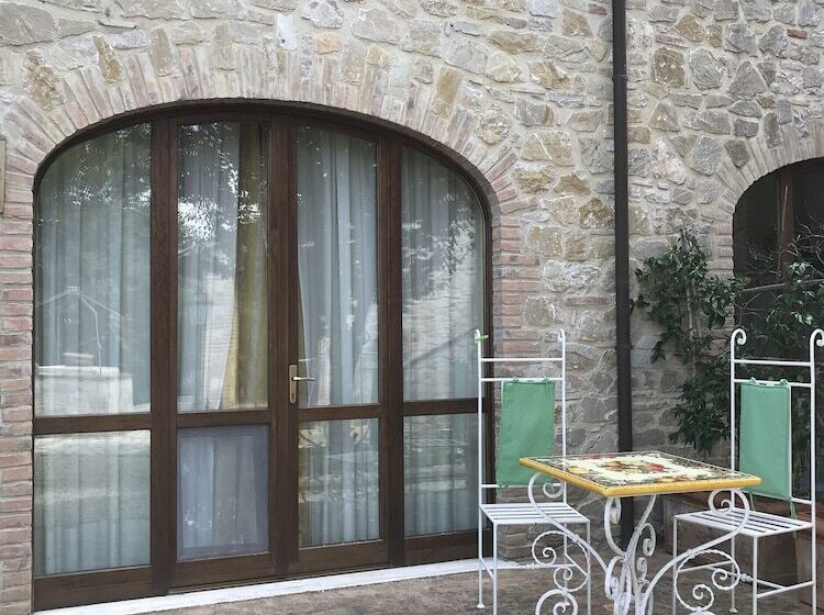 مبيت وإفطار Residenza Collefiorito