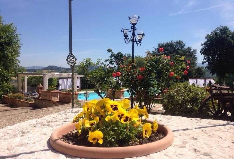 مبيت وإفطار Residenza Collefiorito