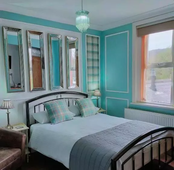 Aamiaismajoitus (B&B) The Groveside Guest House