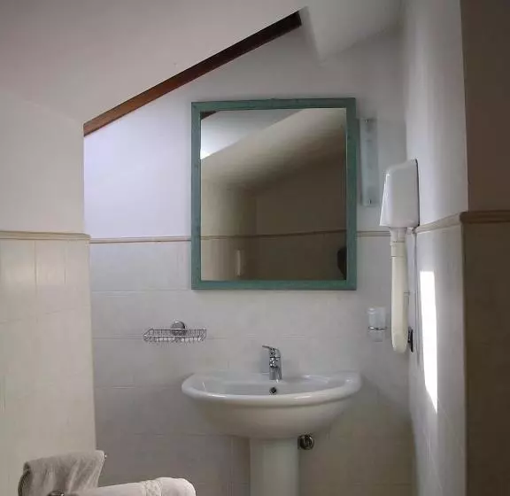 هتل Cerruti