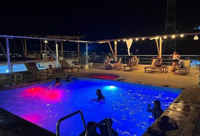 هتل El Gran Caiman