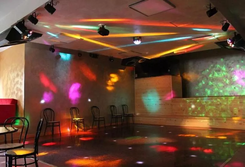 Hotelli Ristorante La Rosa