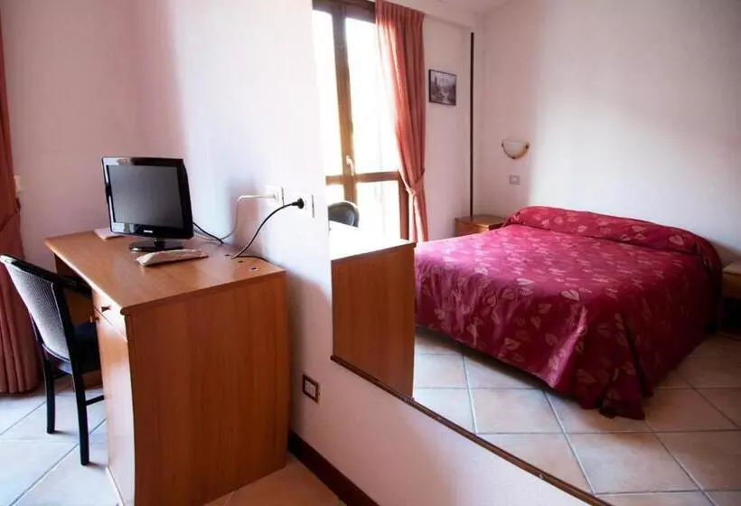 Hotelli Ristorante La Rosa