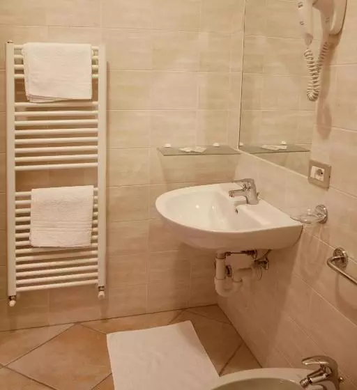 Hotelli Ristorante La Rosa