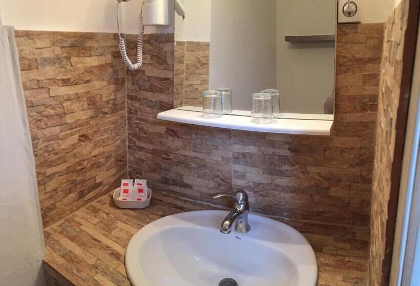 בית מלון כפרי Le Castellamar