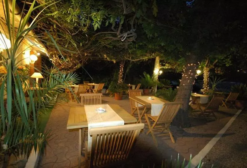 Hotel Le Castellamar
