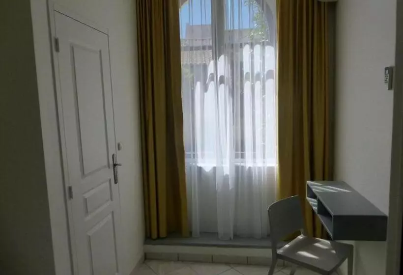 Hotel Le Castellamar