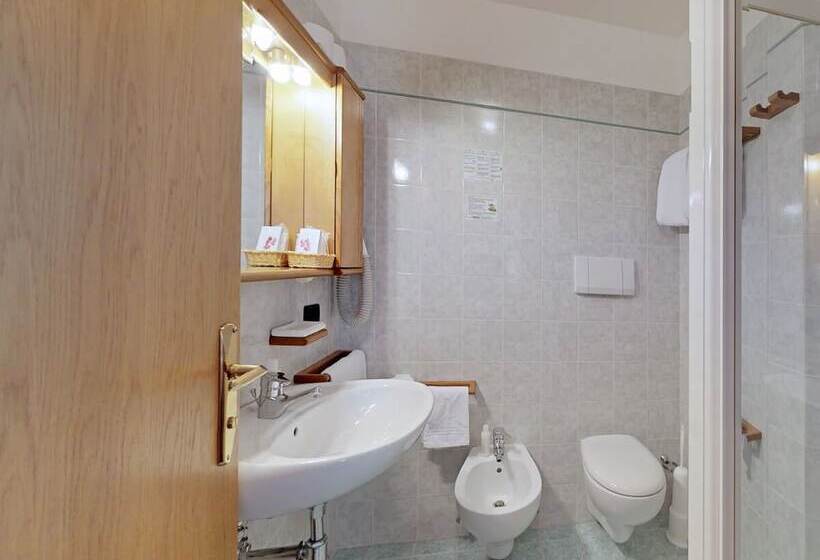 ホテル Madonna Delle Nevi