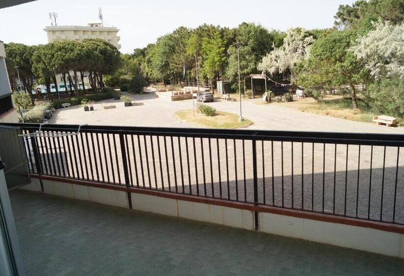 בית מלון כפרי Zeus Lido Di Classe Room Only