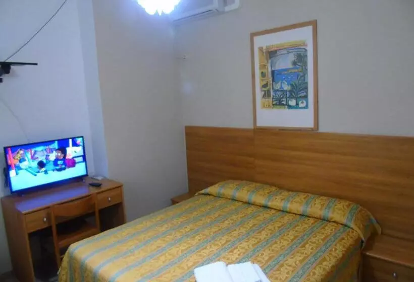 ホテル Zeus Lido Di Classe Room Only