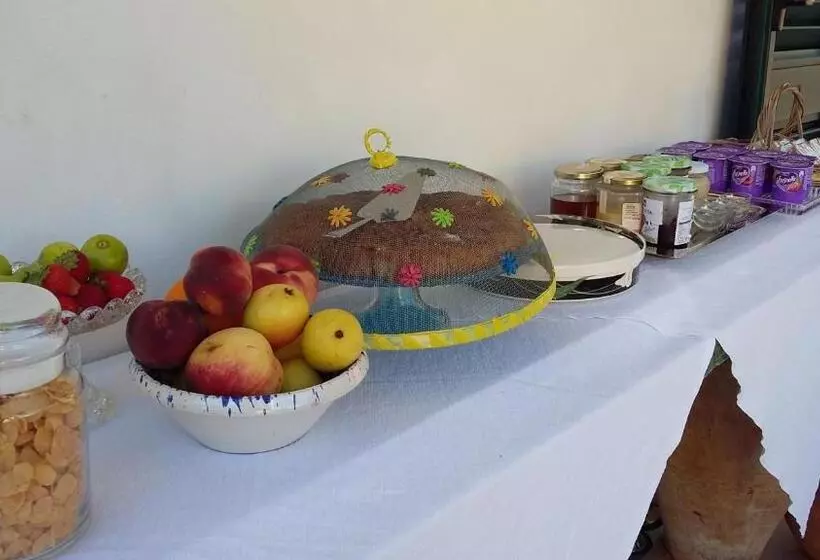 La Via Del Carretto B&b