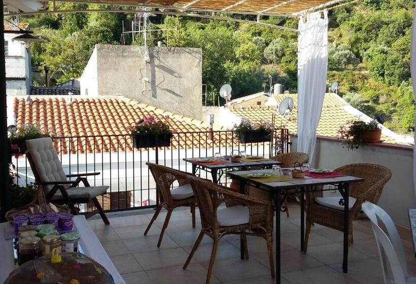 La Via Del Carretto B&b