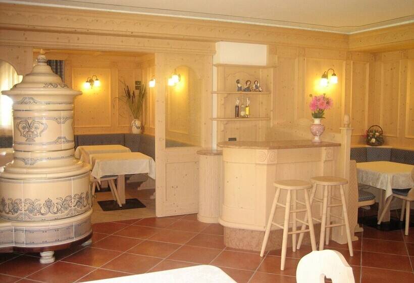 ベッドアンドブレックファースト Agritur Cornasest