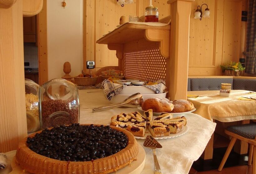 ベッドアンドブレックファースト Agritur Cornasest