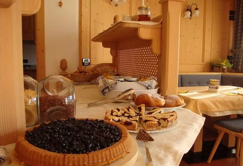 ベッドアンドブレックファースト Agritur Cornasest