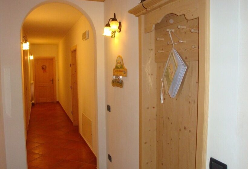 ベッドアンドブレックファースト Agritur Cornasest