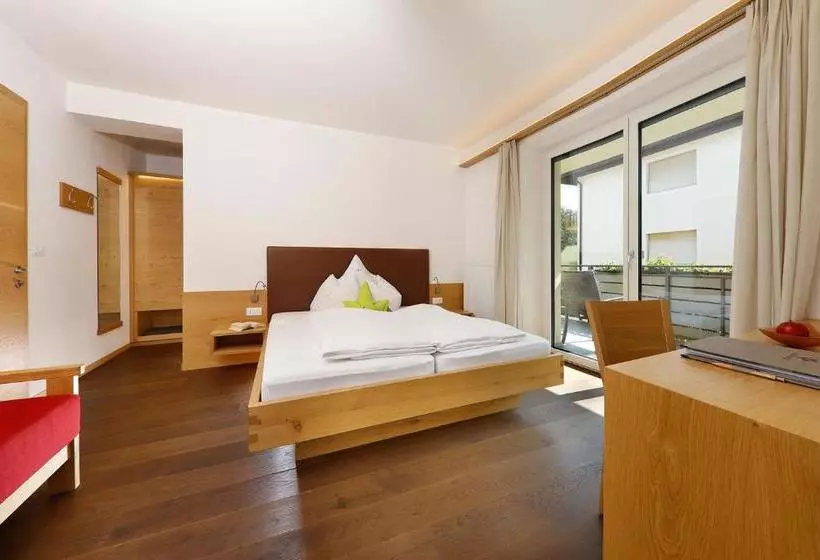 ベッドアンドブレックファースト Garni Raffein