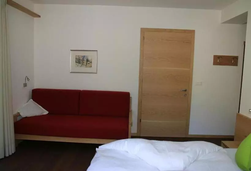 ベッドアンドブレックファースト Garni Raffein