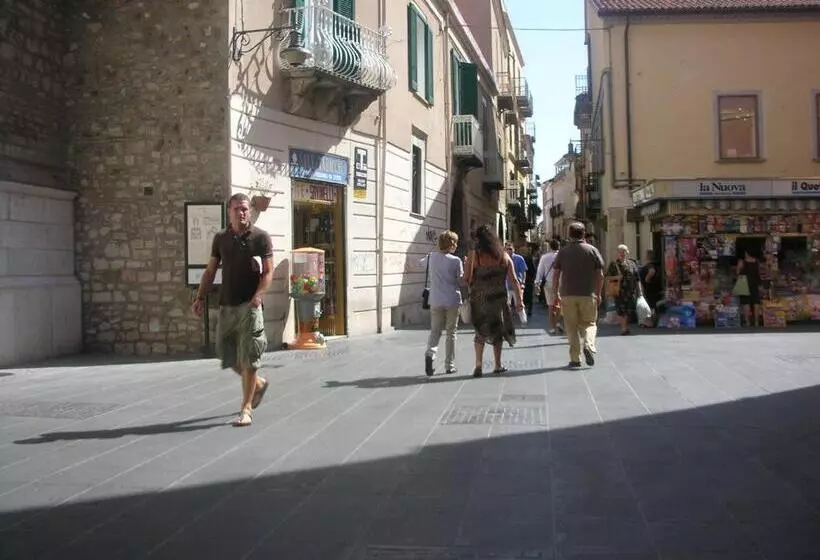 تختخواب و صبحانه La Cantina Del Convento