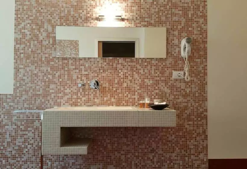 Aamiaismajoitus (B&B) Portopalosuite