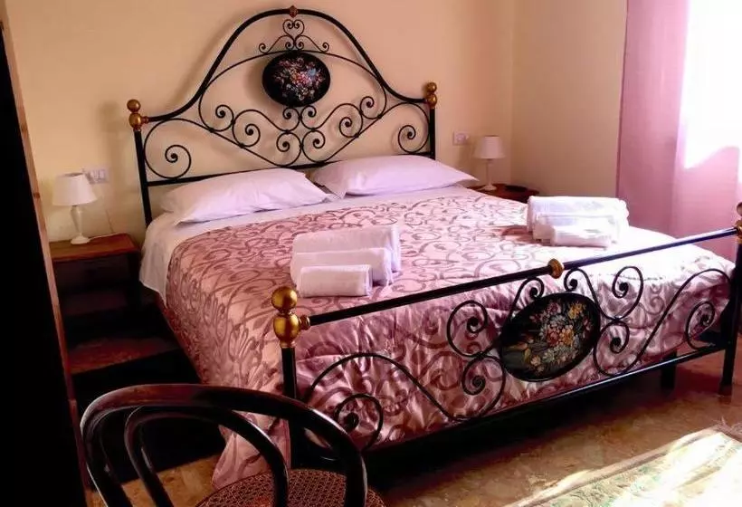 Bed & Breakfast La Casa Antica