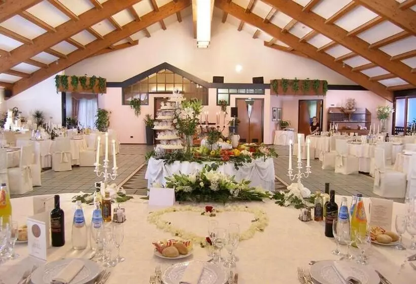 ホテル Antica Postumia