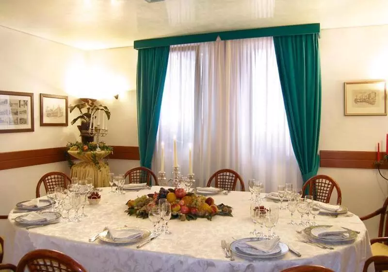 ホテル Antica Postumia