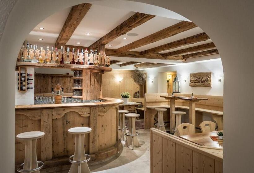 ホテル Ciasa Rü Blanch