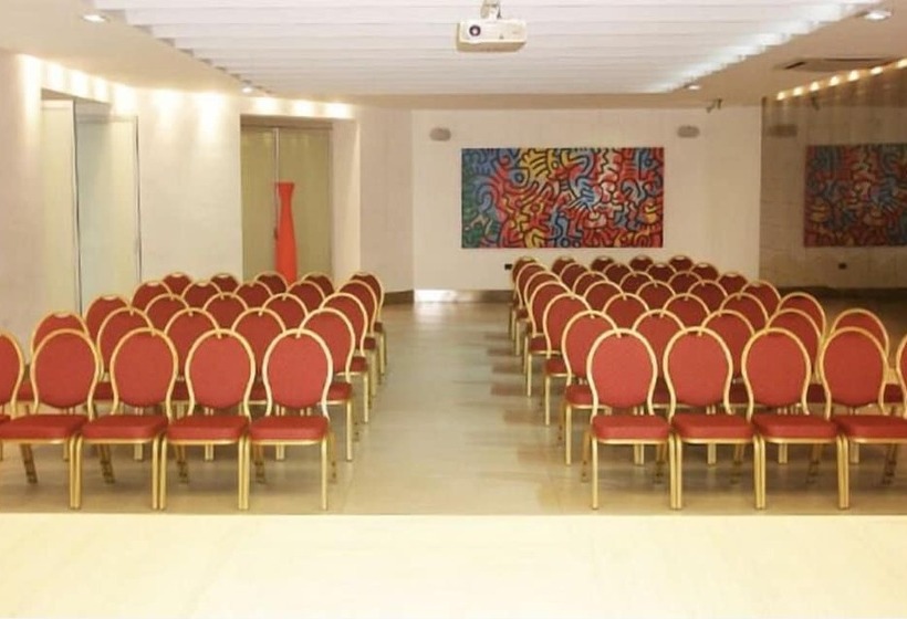 فندق Del Sole Aversa