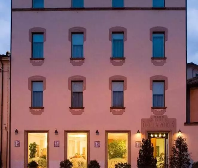 Hotelli Della Porta