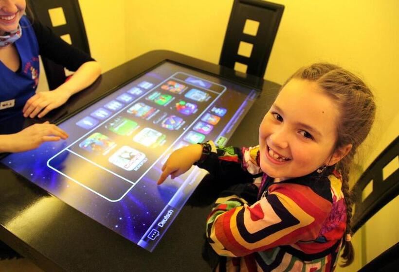 Отель Familien Wellness Residence Tyrol